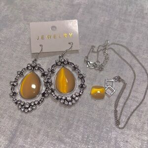 Yellow Teardrop Stone Silver-Tone Necklace & Earrings Set